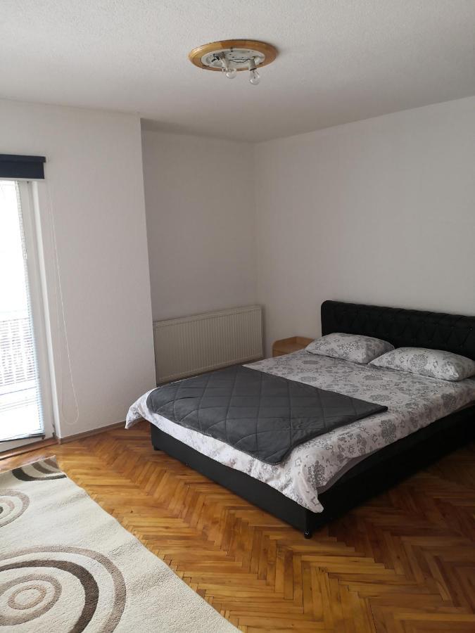 Apartman Sana Lux Leilighet Sanski Most Eksteriør bilde