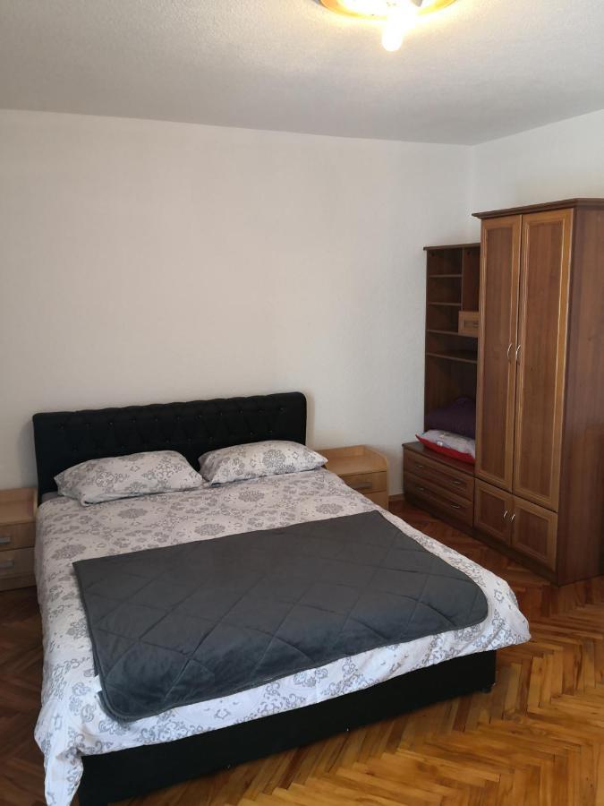 Apartman Sana Lux Leilighet Sanski Most Eksteriør bilde